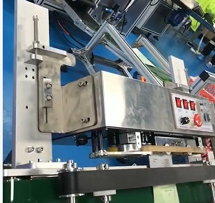 新款手膜足膜包裝機(jī) -客戶(hù)現(xiàn)場(chǎng)案例